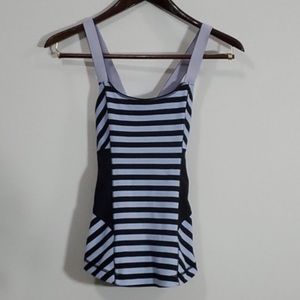 Lululemon Athletica Work Out Tank Crossback Strap Tank Top Size 6 Beautiful EUC